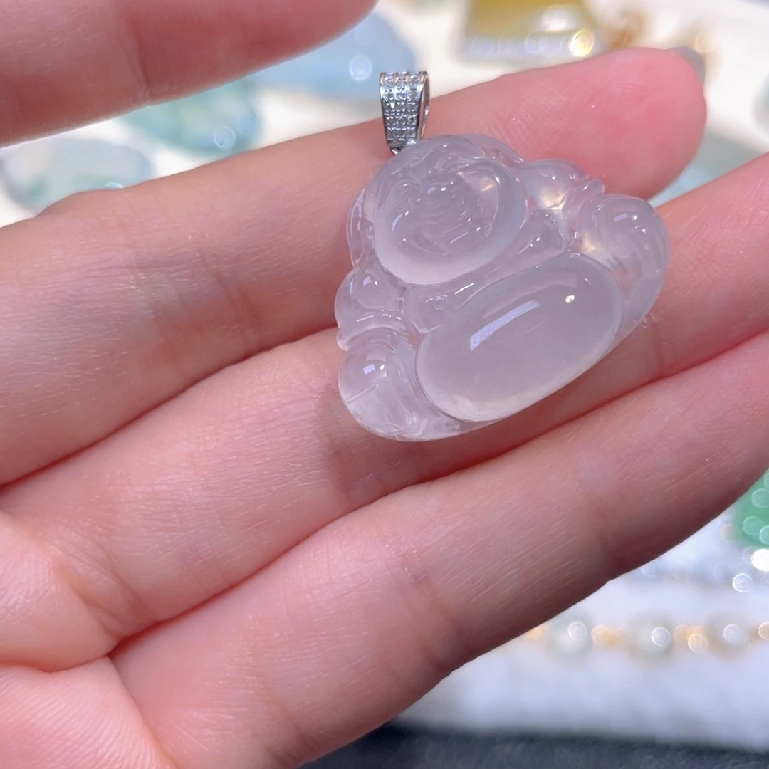 翡翠18K金镶嵌颈饰翡翠