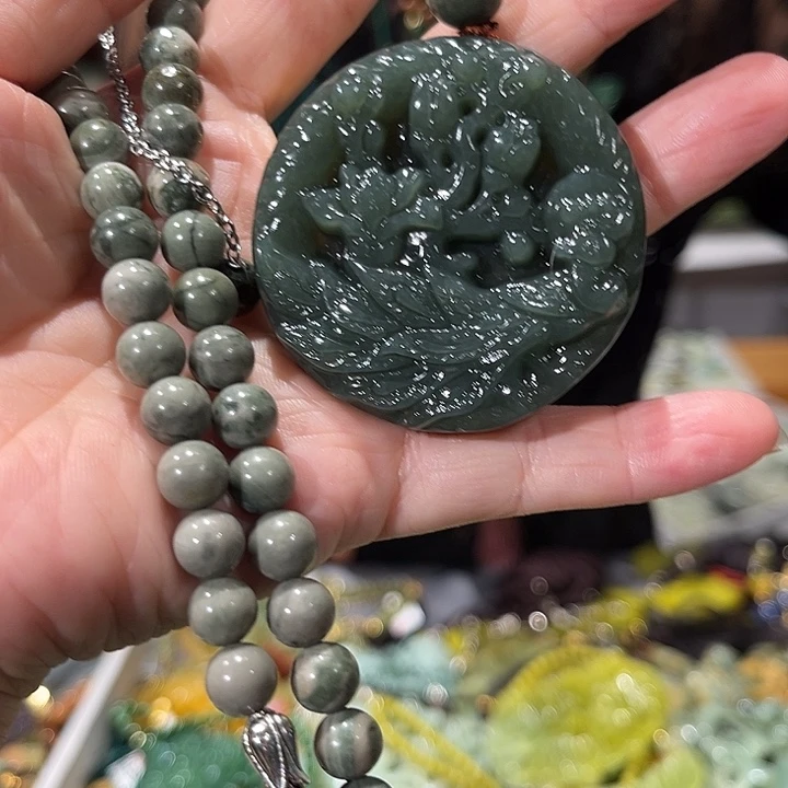 未镶嵌岫玉毛衣链