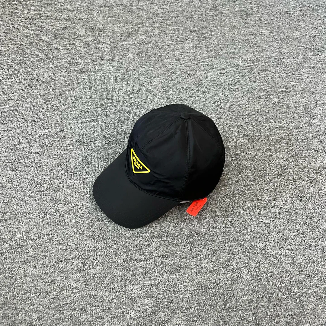 99新 AMIPARIS Prada 普拉达 尼龙 三角标 棒球帽 99新 M码