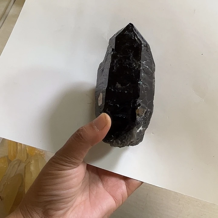 源****未镶嵌珠宝半成品烟晶
