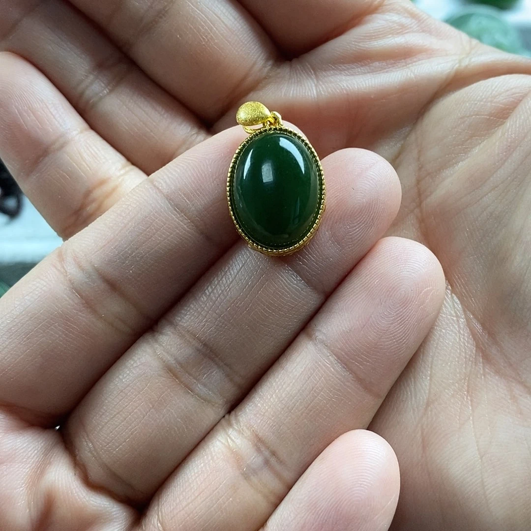 和田玉（碧玉）未镶嵌颈饰