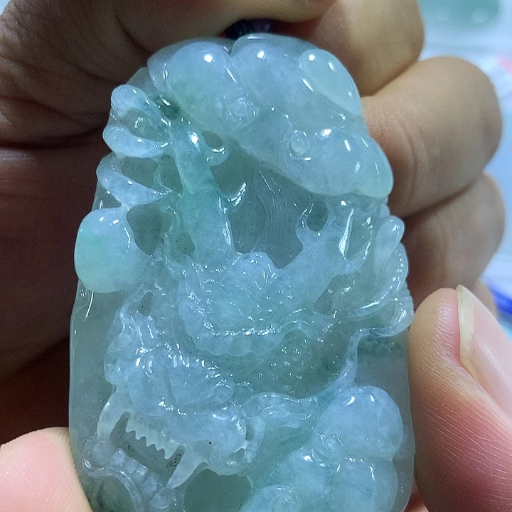 翡翠未镶嵌颈饰天然翡翠吊坠A货