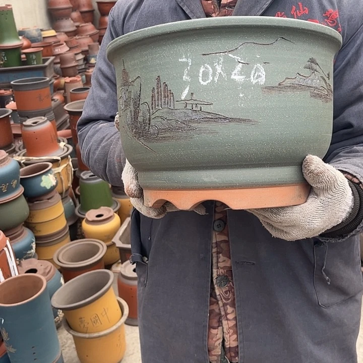 紫砂紫砂花盆和小