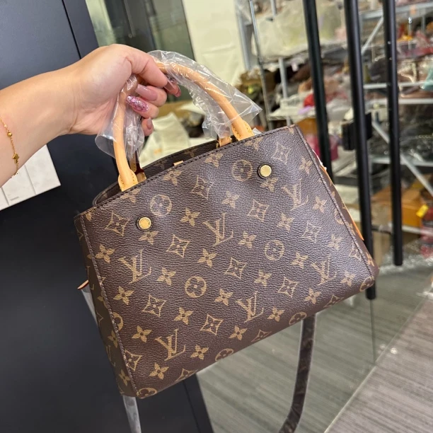 95新 LouisVuitton/路易威登  A934/lv 手提包