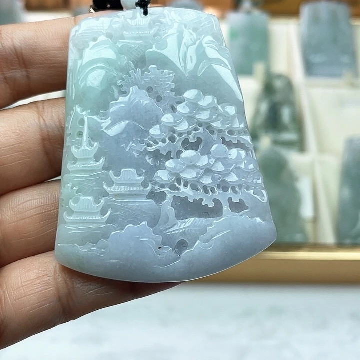 翡翠未镶嵌颈饰天然翡翠山水牌