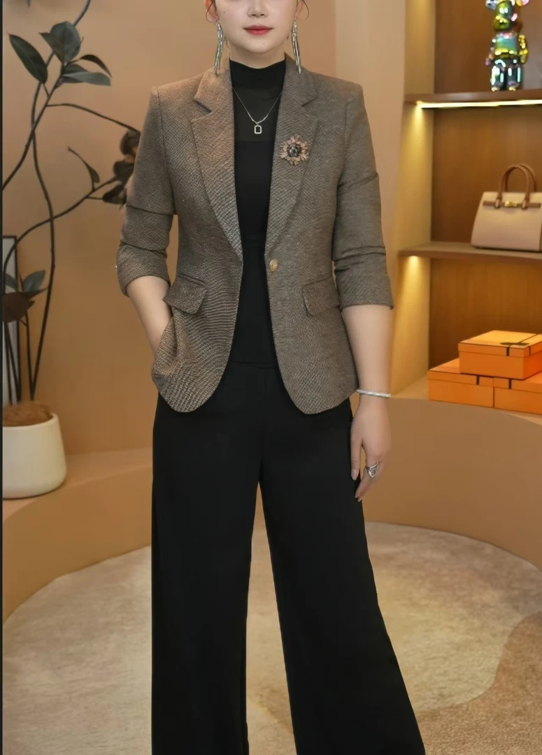 2025冬季气质新款休闲绵羊毛职业装韩版修身复古女神范小西装外套