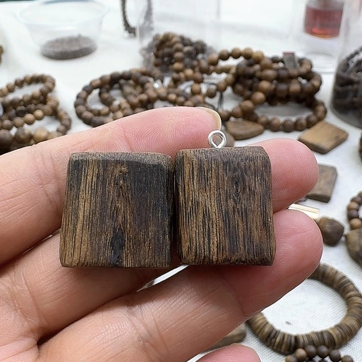 沉香沉香碎屑飞*象无事牌2个