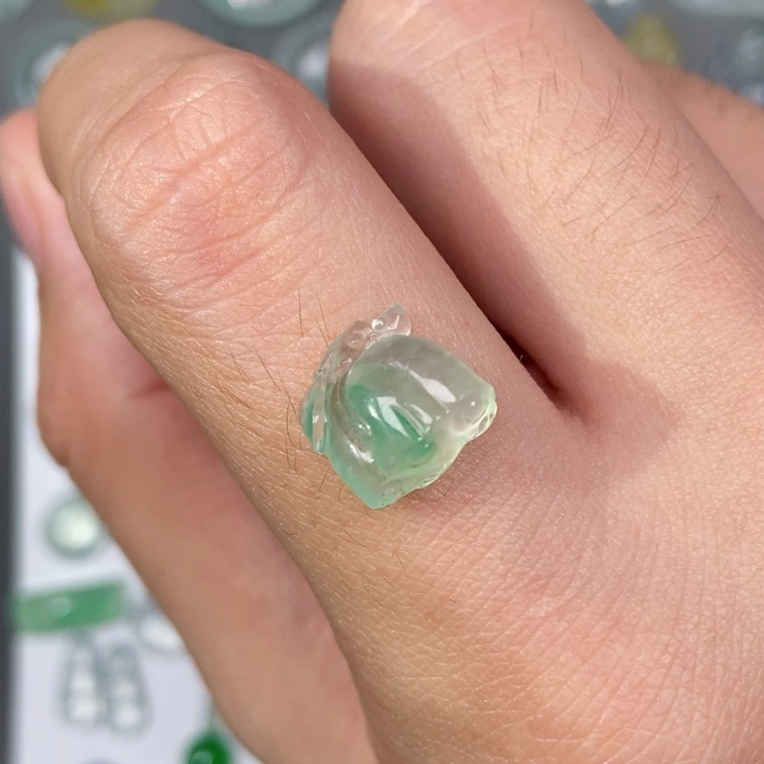 颈饰未镶嵌翡翠莲蓬