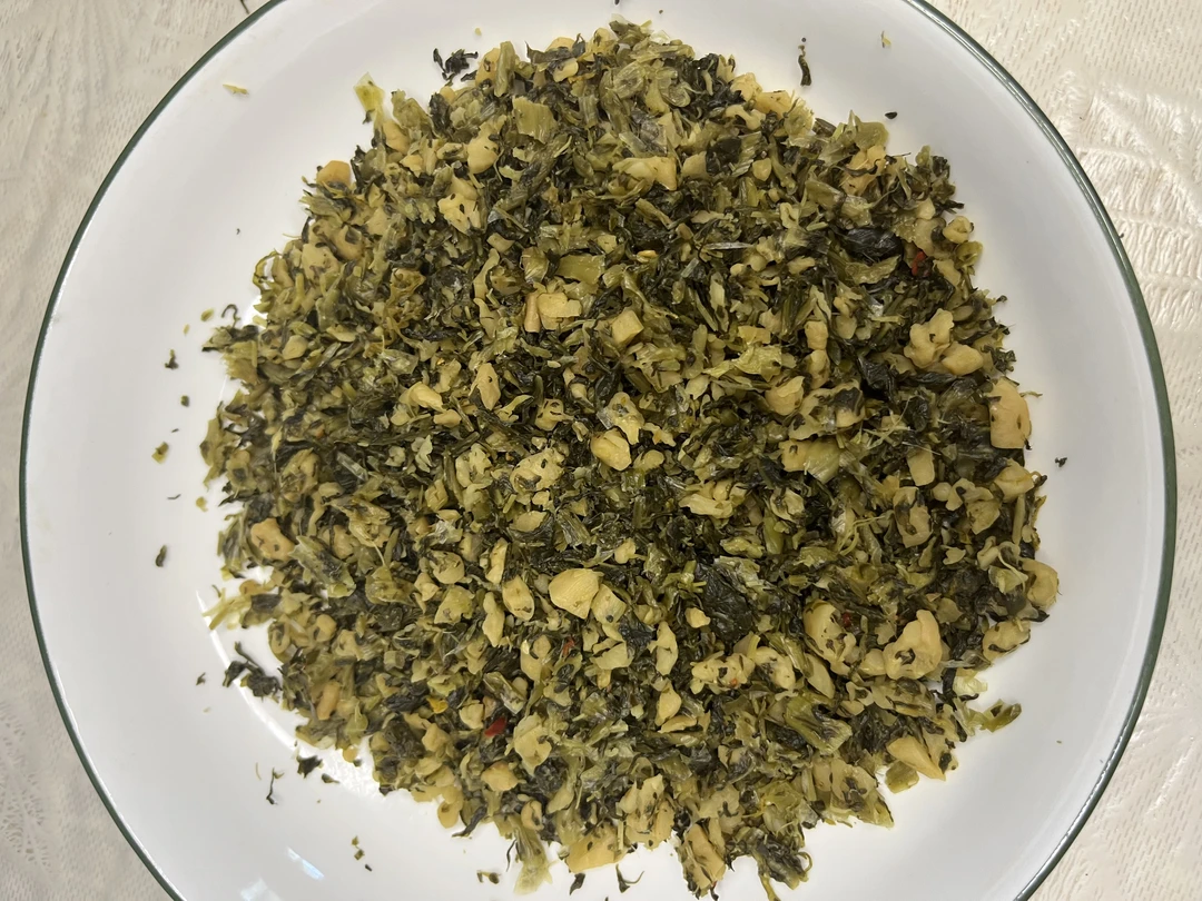 农家咸菜纯手工腌制雪里蕻碎腌菜香辣开胃下饭菜坛子正宗