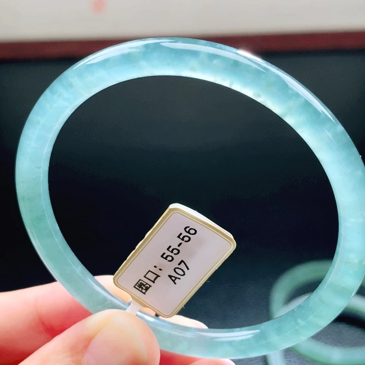 翡翠未镶嵌手镯天然手镯5