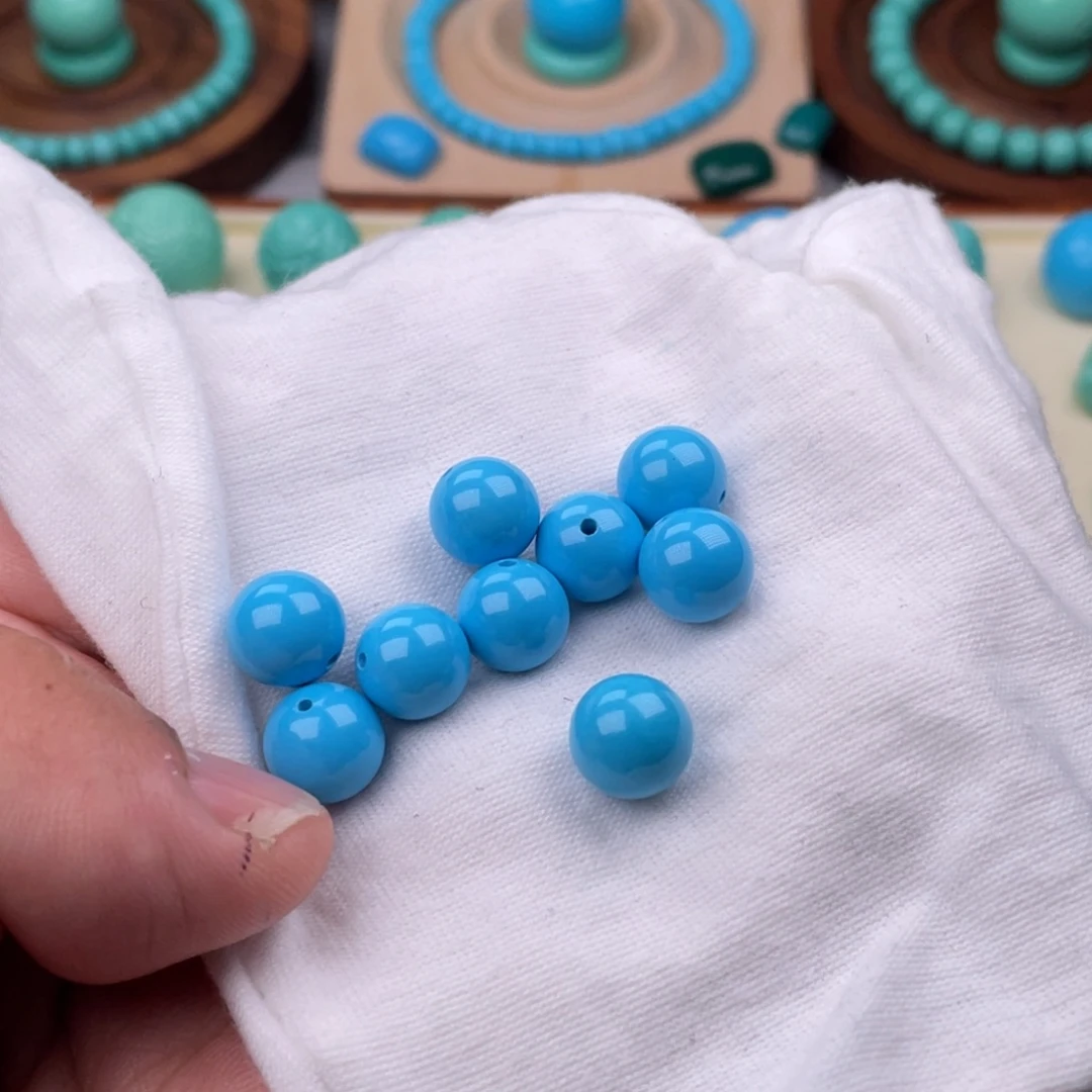 直径10+蓝色圆珠一颗