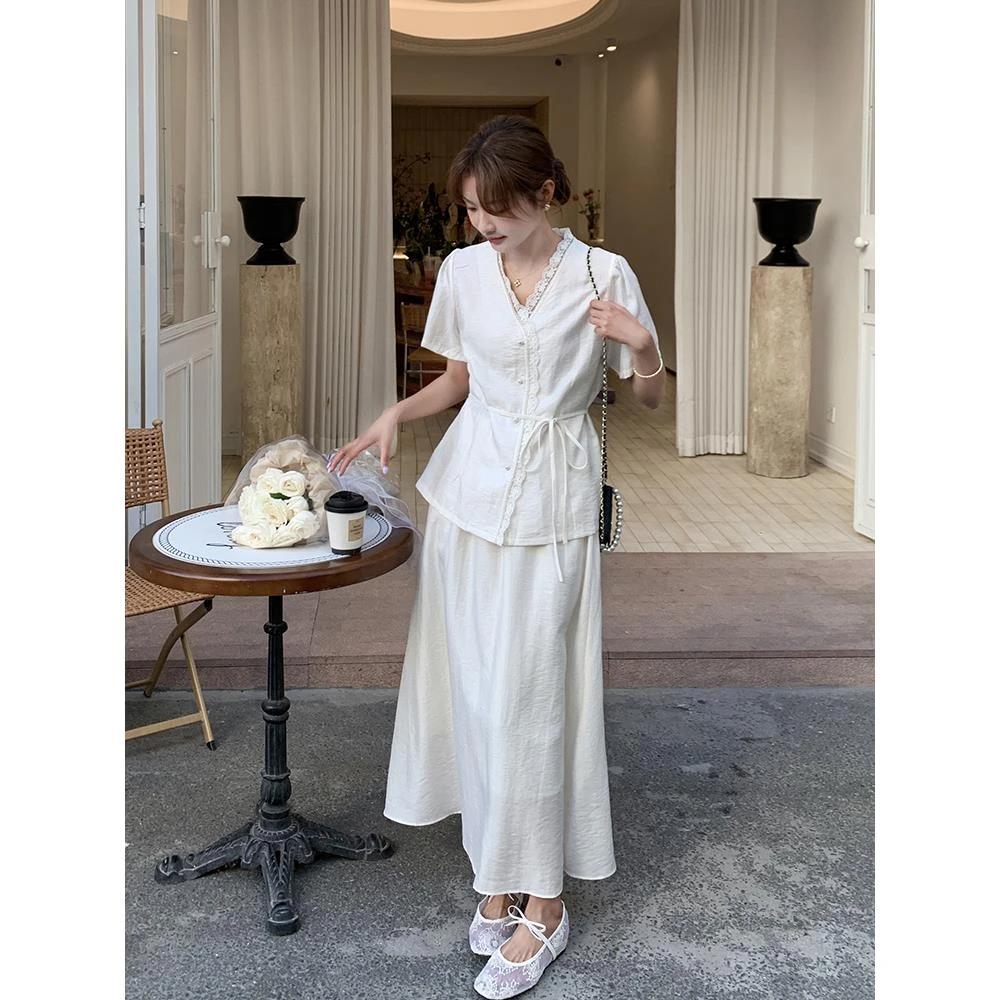 蕾丝衬衫白色裙子套装休闲夏季2025新两件套法式独特而美丽上衣