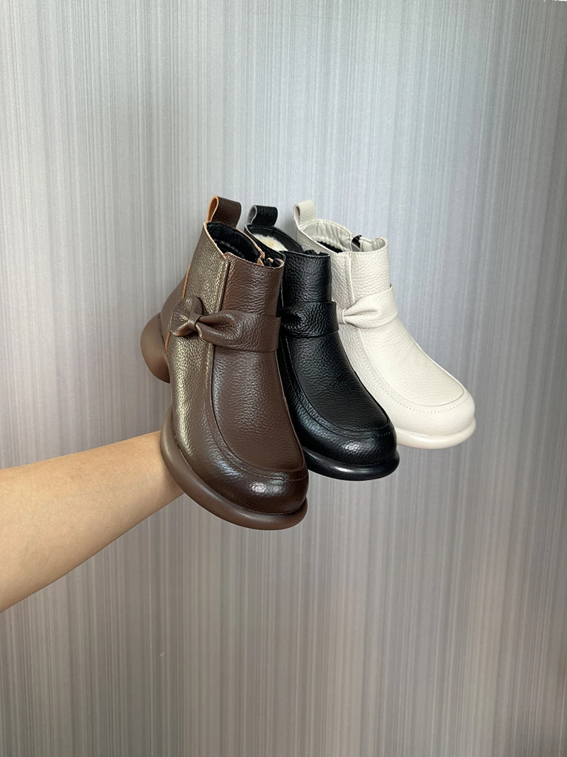 秋冬真皮女鞋时尚百搭休闲马丁靴加绒牛皮柔软舒适平底圆头妈妈鞋