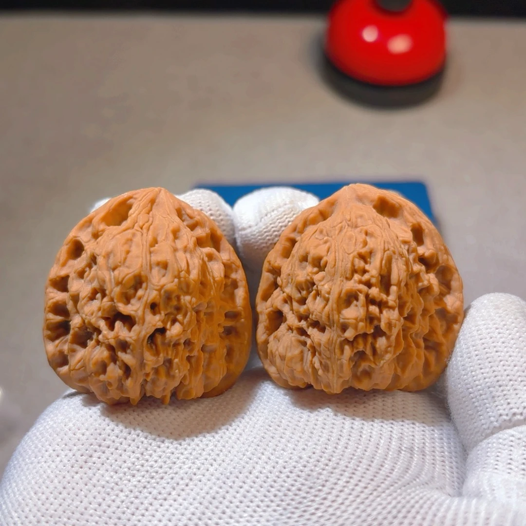 文玩核桃吊坠6号链接39-37-39凹的对歪三角