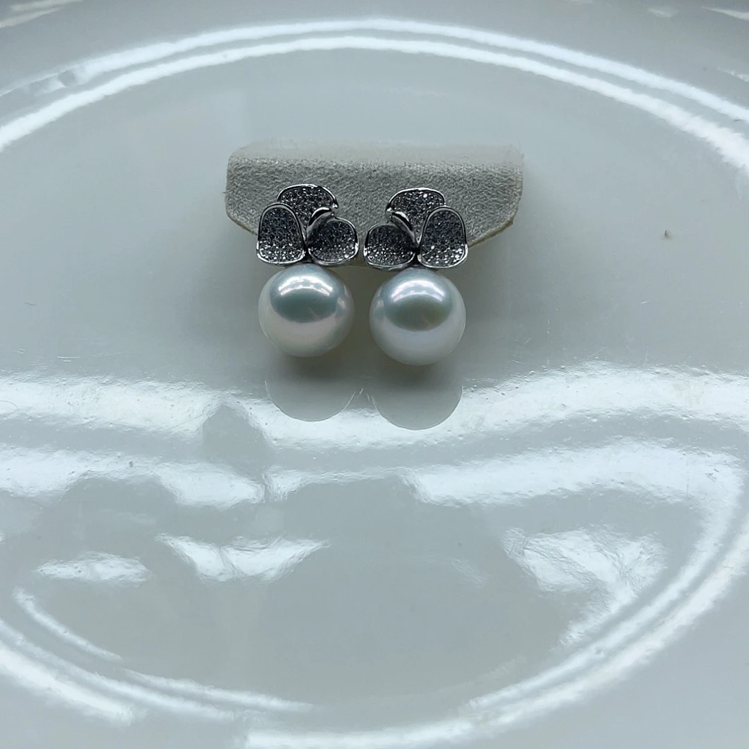 银S925镶嵌淡水珍珠耳饰