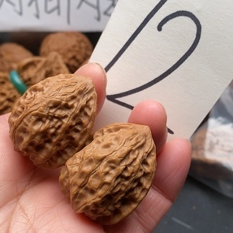 桃核吊坠30全品金牛