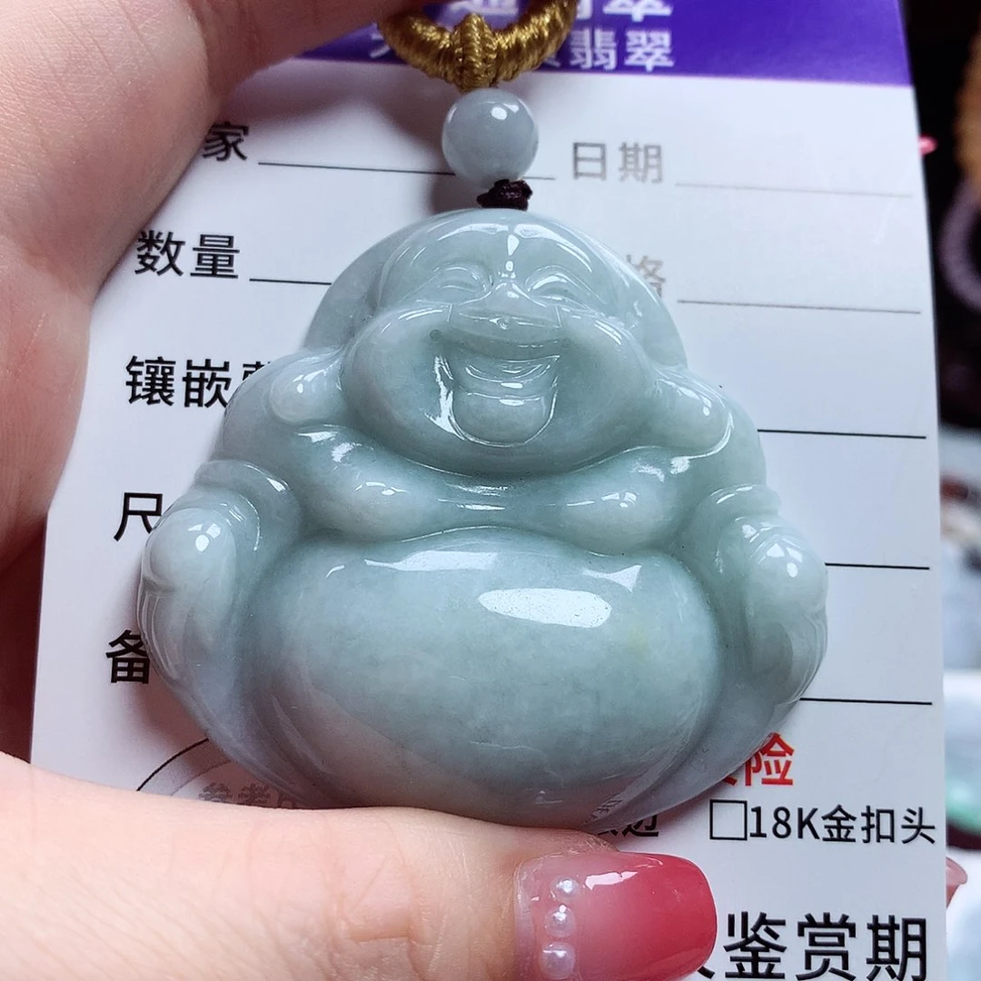 翡翠未镶嵌颈饰佛公