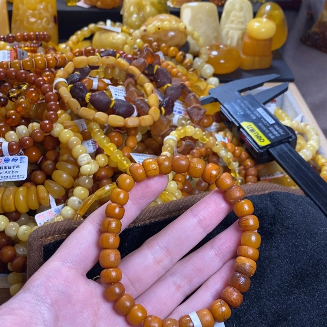 琥珀未镶嵌珠宝奇石