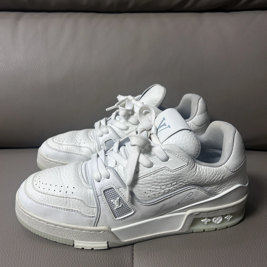 99新 LouisVuitton/路易威登 lv trainer白水泥 38码