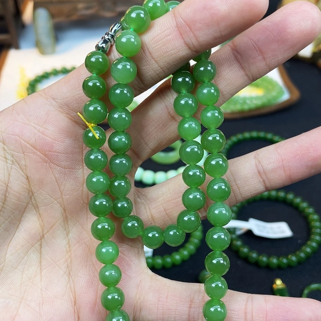 和田玉（碧玉）未镶嵌颈饰