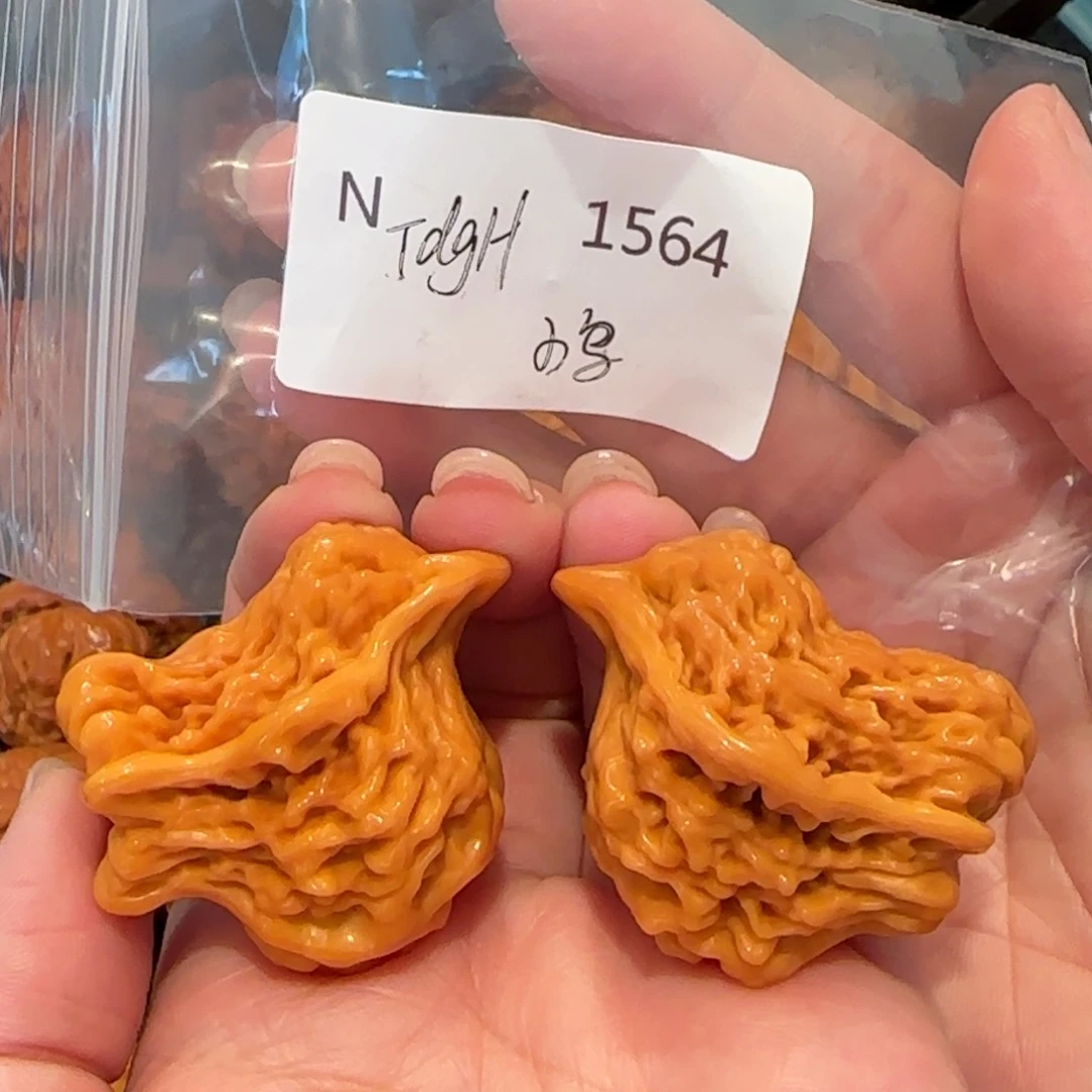 桃核把件关**.小鸟34精品