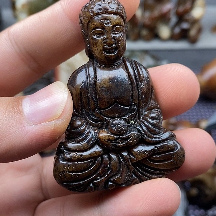 未镶嵌蛇纹石玉颈饰