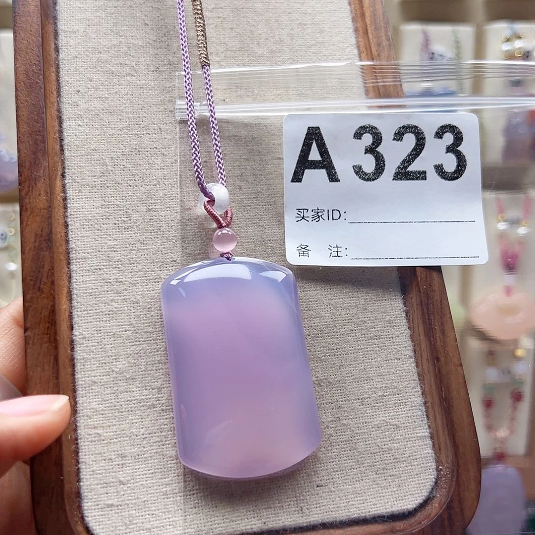 玛瑙/玉髓颈饰合金卉*