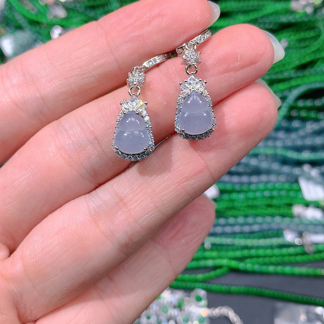 翡翠吊坠(赠链)未镶嵌天然