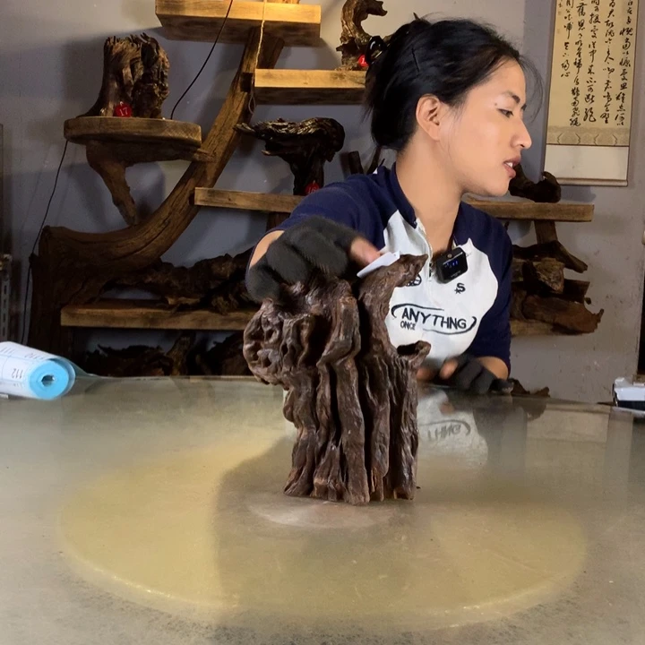柯***、天然云南紫柚木会黄水