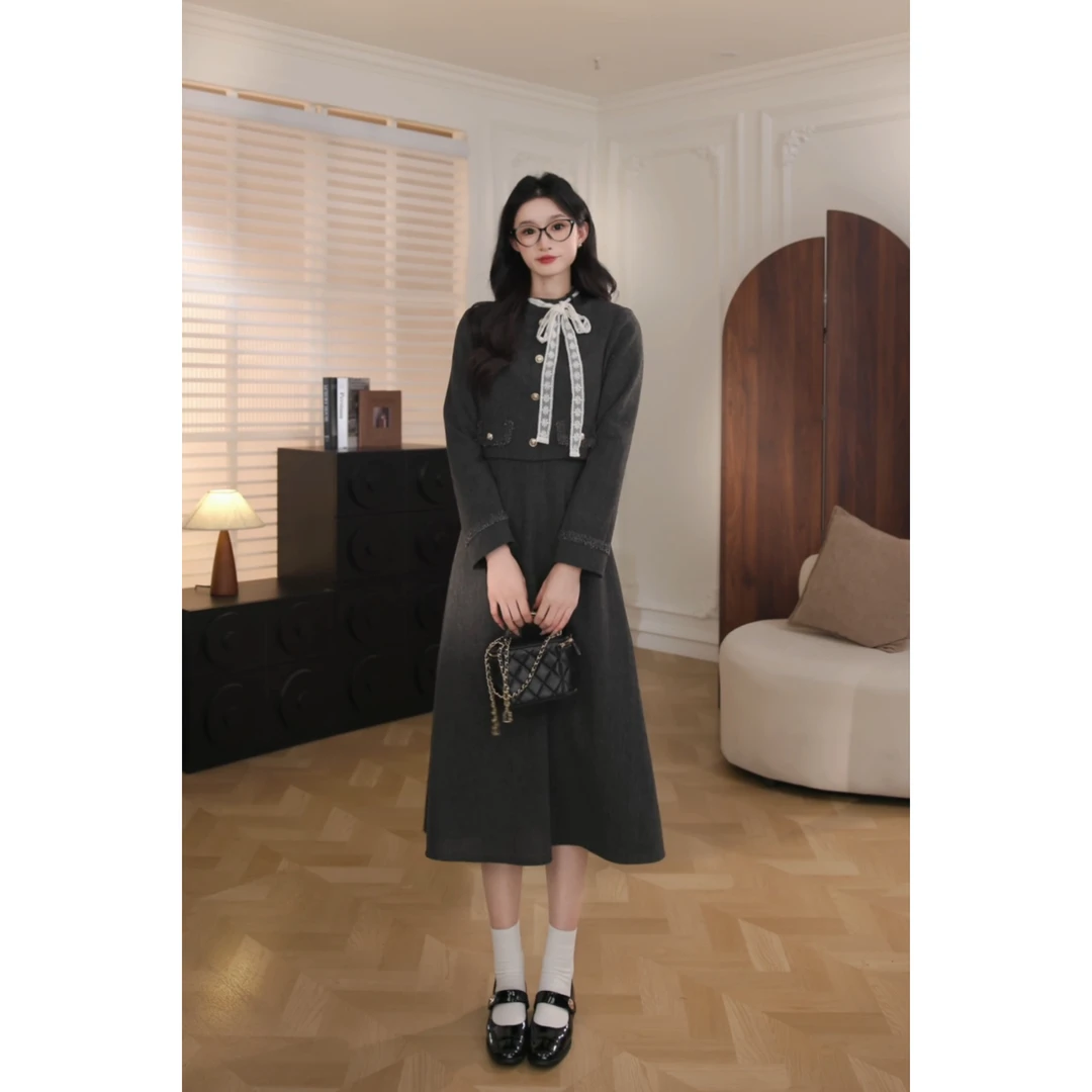 鹿向南【幽庭织光】2025秋季新款假两件连衣裙女收腰显瘦裙QJD00655