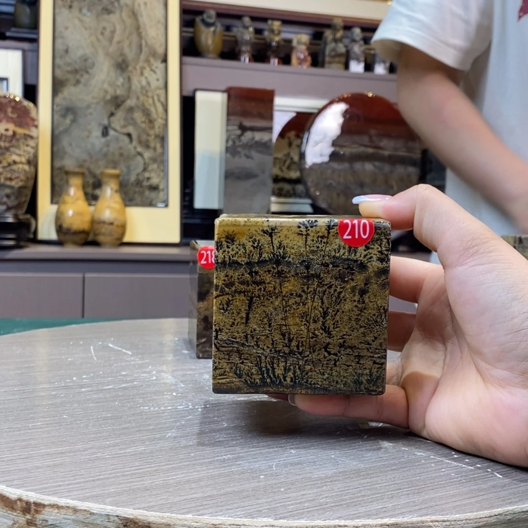 石材广西国画石草花石