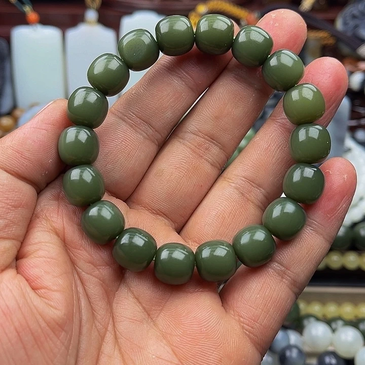 未镶嵌手串和田玉