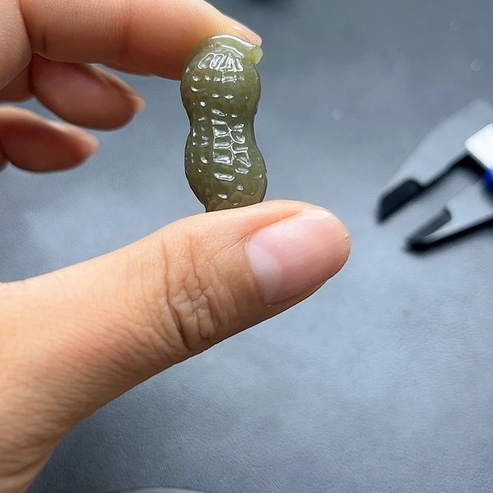 【闪购商品】颈饰未镶嵌和田玉