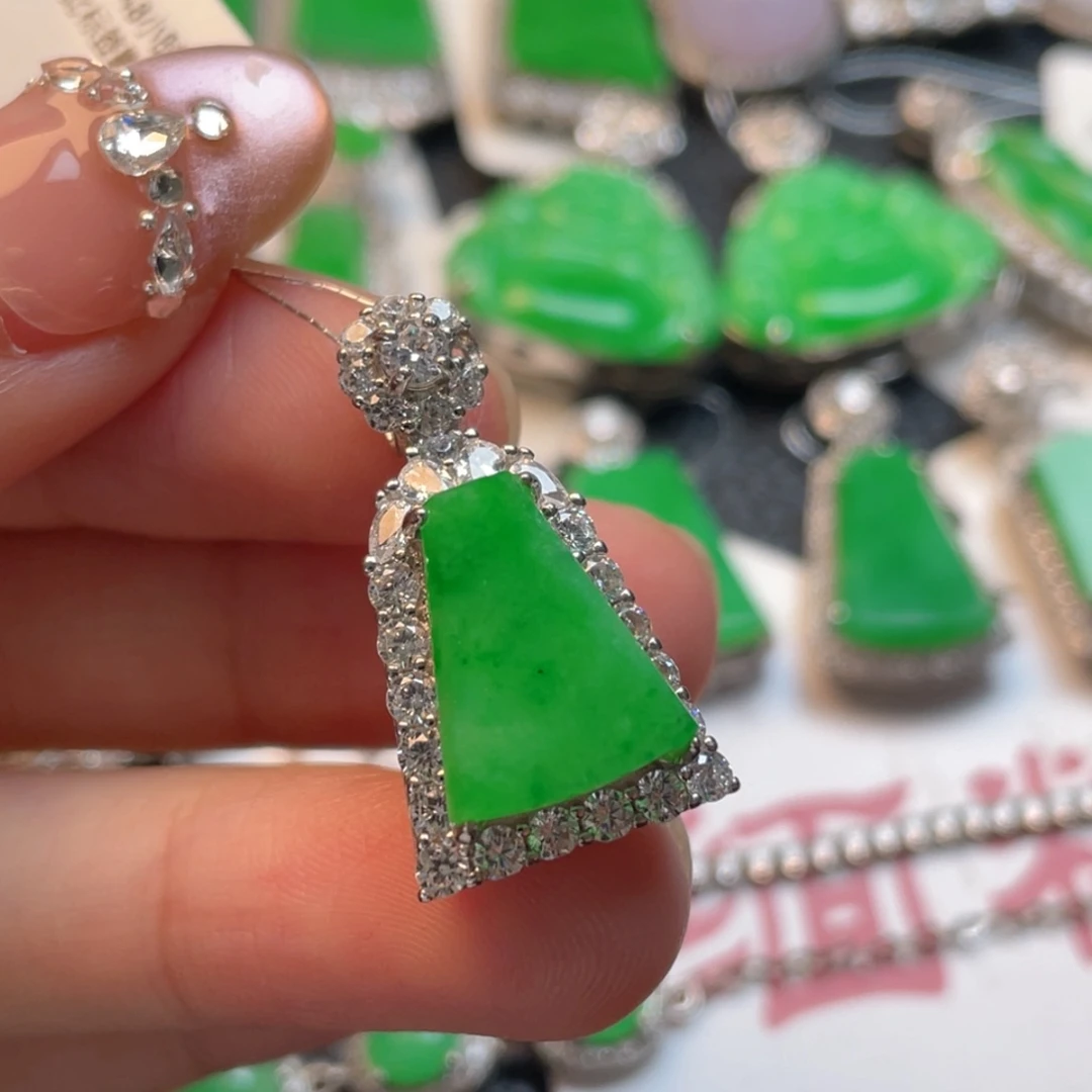 翡翠银S925镶嵌颈饰