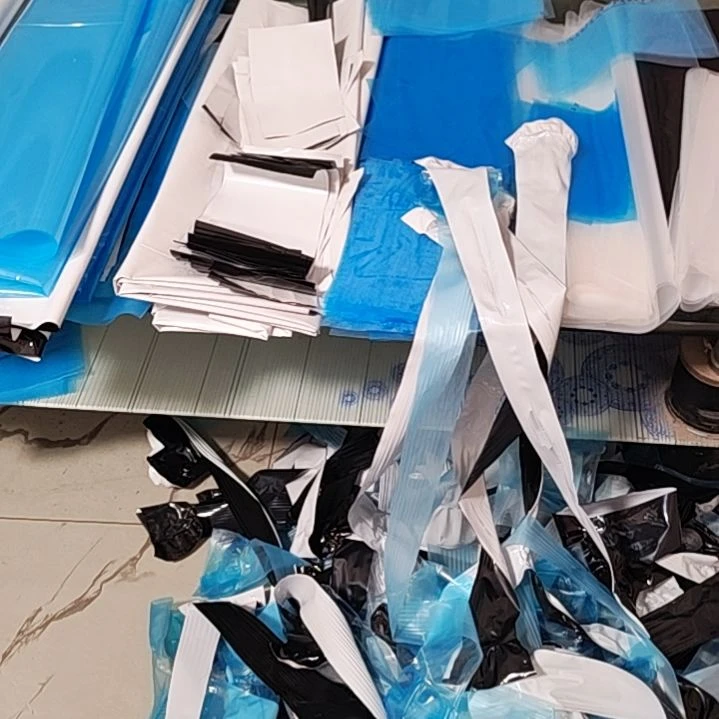 °****6*6*12丝黑白膜裁剪