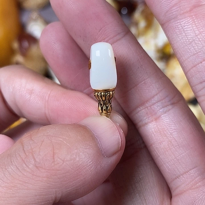 裸石琥珀未镶嵌我