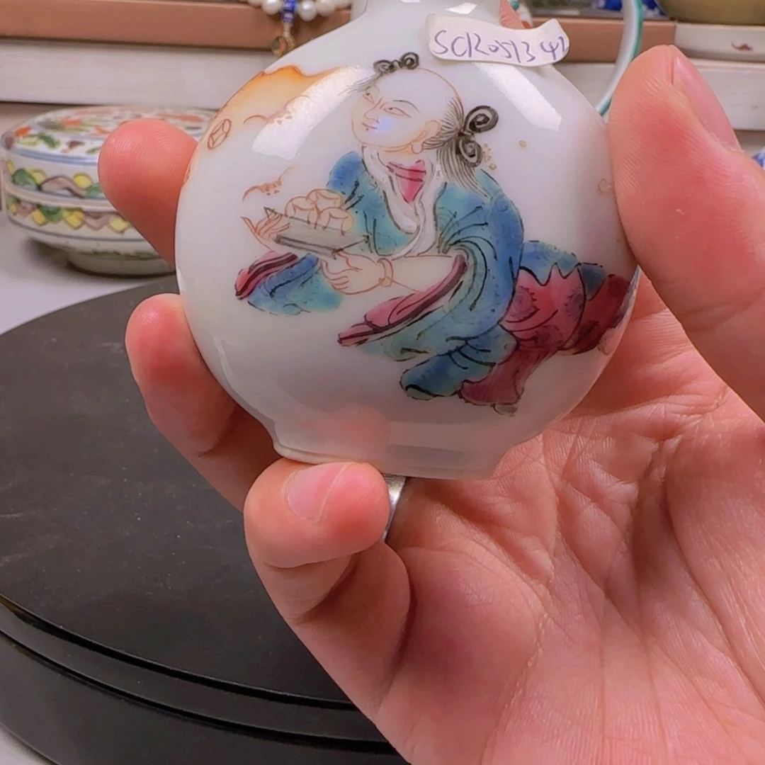 壶古***、粉彩人物故事鼻烟壶