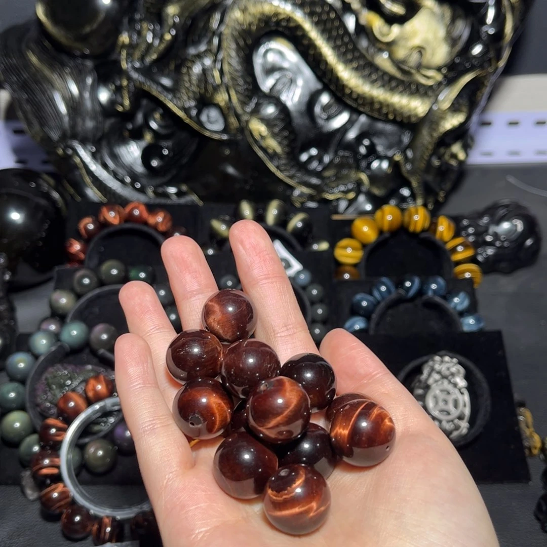 诸***.黑曜岩未镶嵌手链