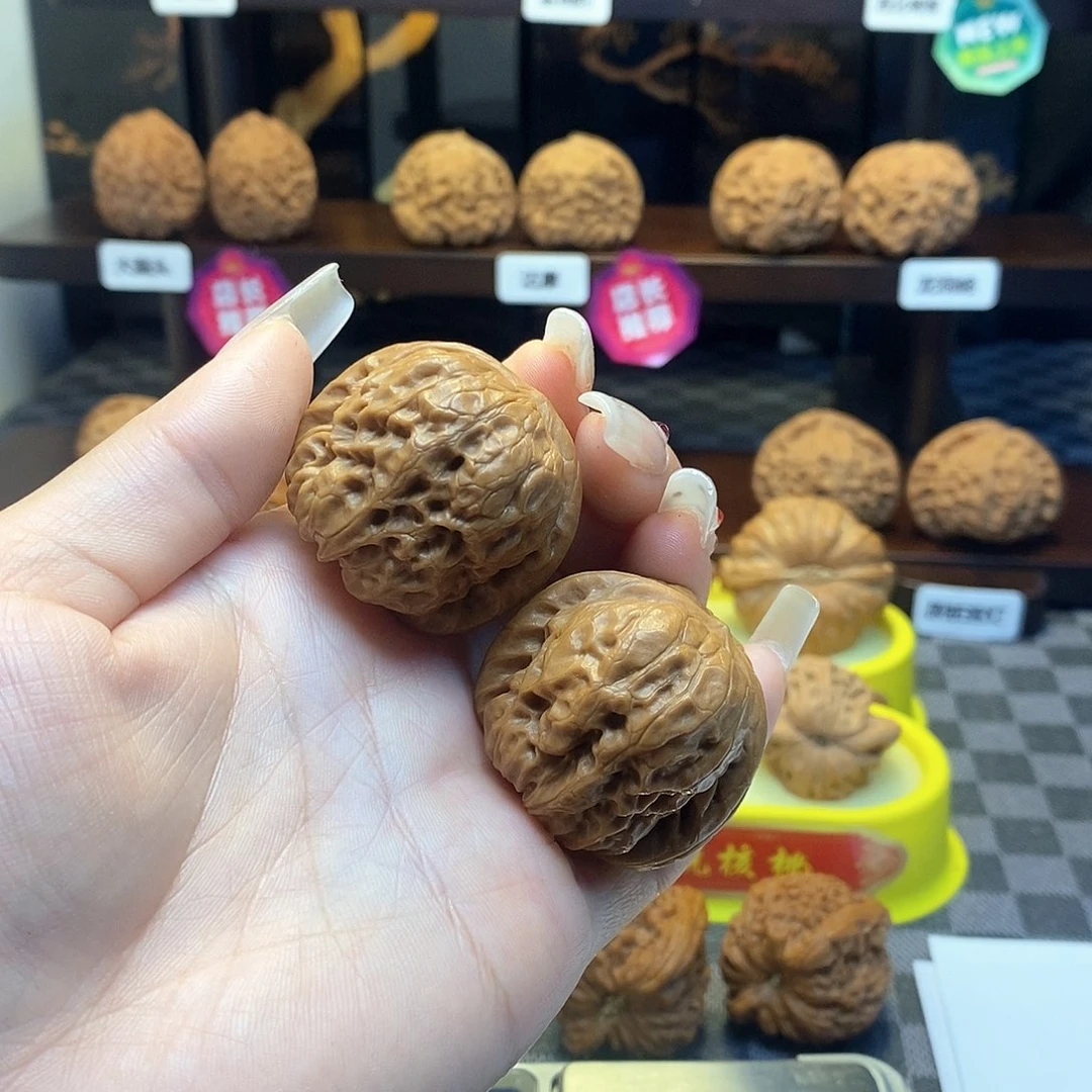 核桃把件全品达摩狮子头卡边37已打底