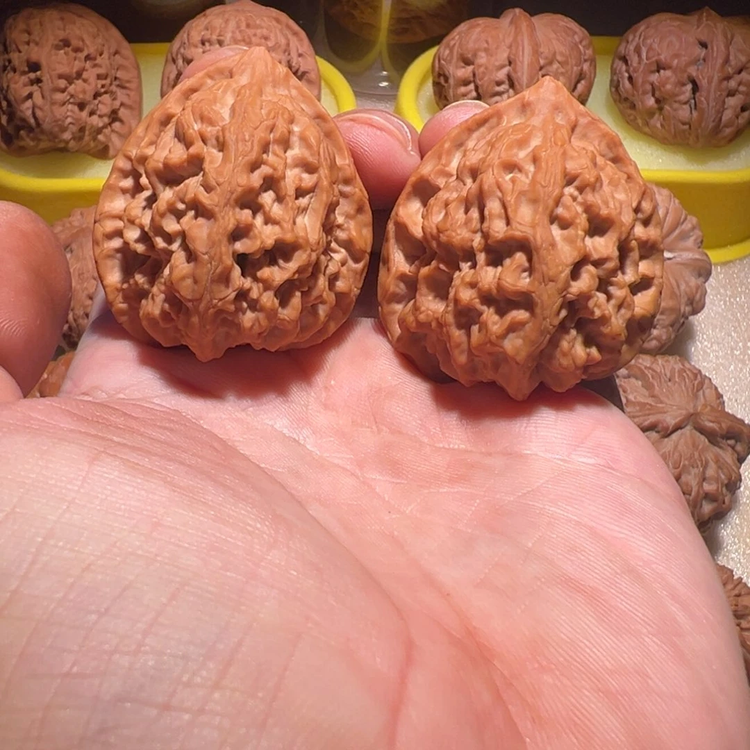 把件文玩核桃40梨木台