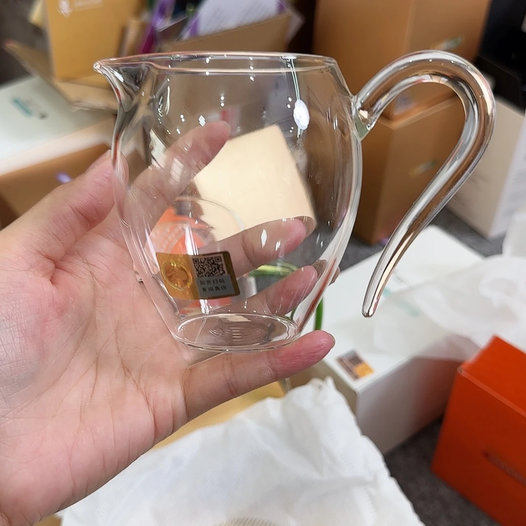 禾器透明色怡然公道杯