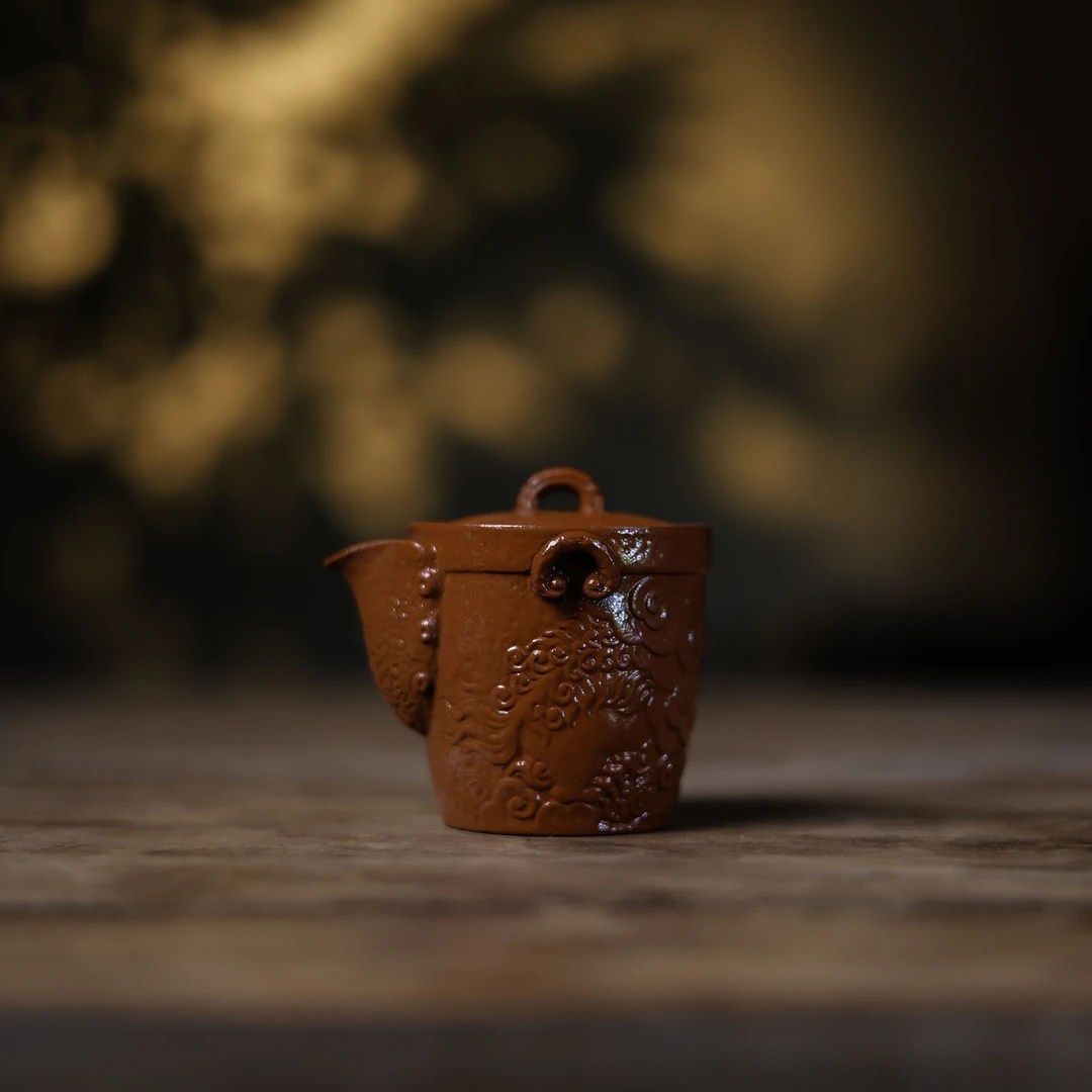 【小田甄陶】大漆红祥云宝瓶（无底款）120ml（Q7594）