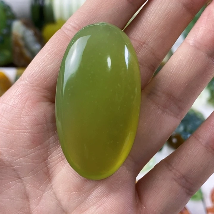 未镶嵌岫玉挂件吊坠