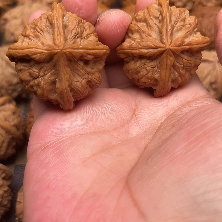 文玩核桃吊坠你们都在