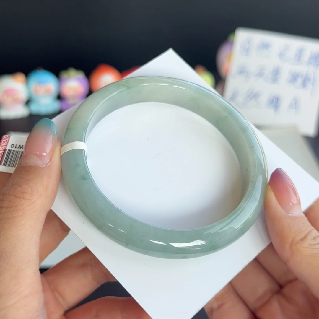 翡翠未镶嵌手镯40后 62.8