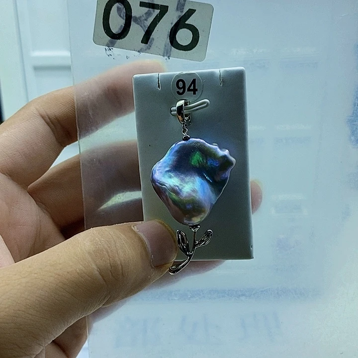 淡水珍珠合金颈饰