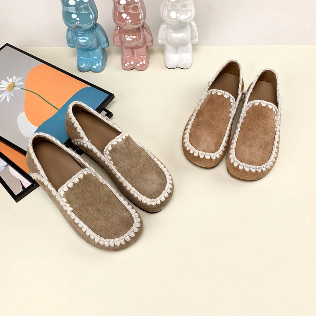 春季花边时尚复古单鞋女2025新款真皮平底防滑软面一脚蹬勃肯鞋