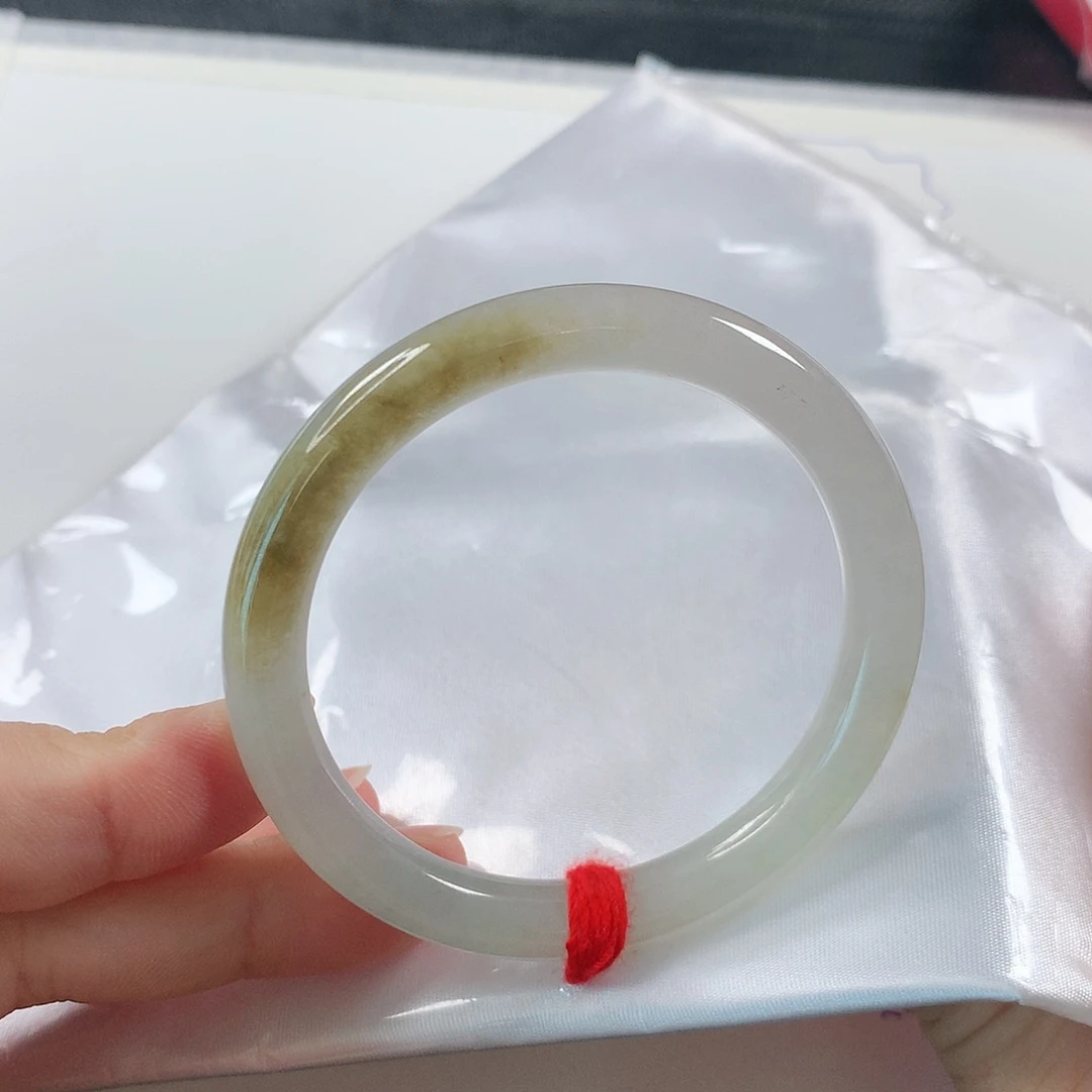 翡翠手镯（圆镯）未镶嵌①④⑤