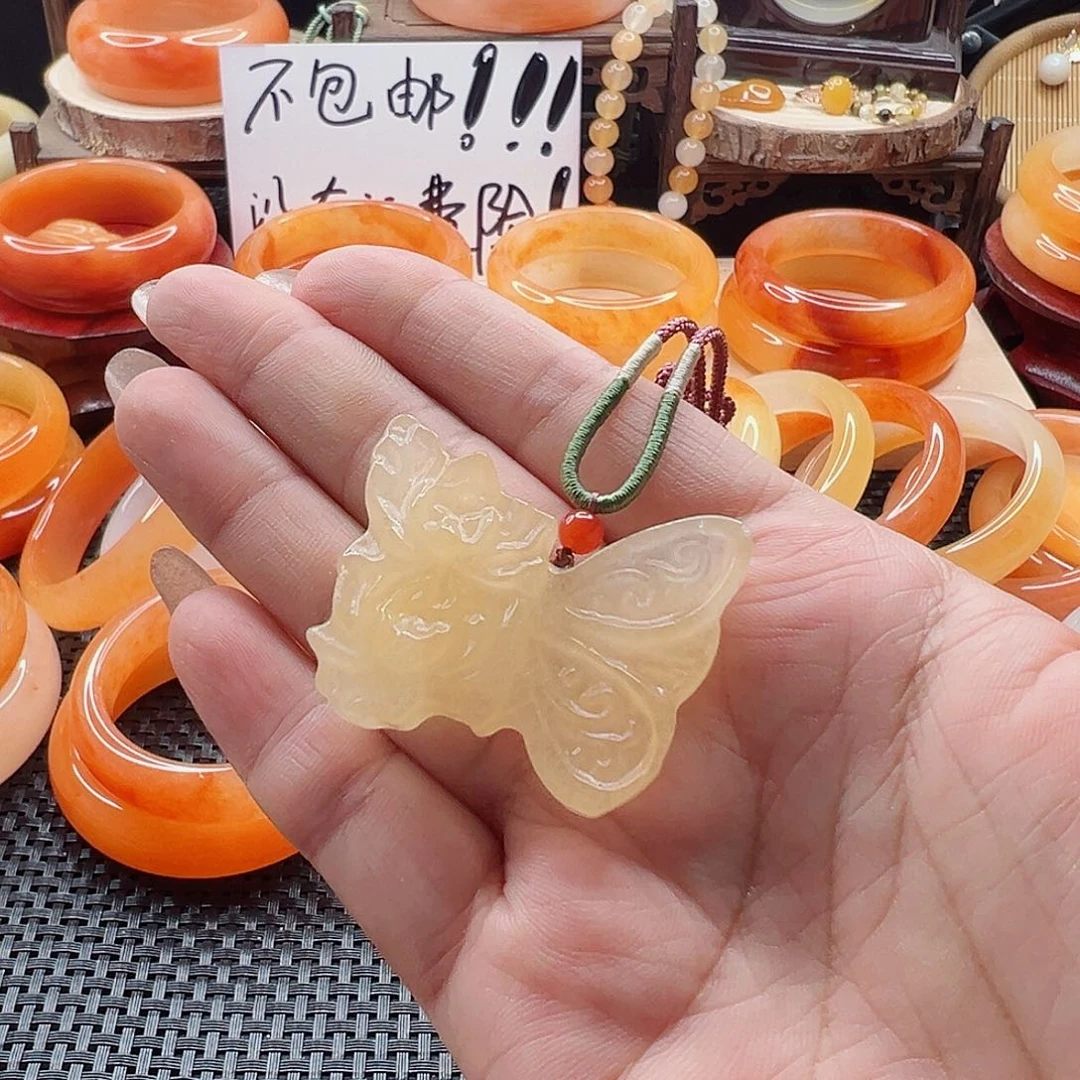 石英质玉（黄龙玉）未镶嵌吊坠(不含链)