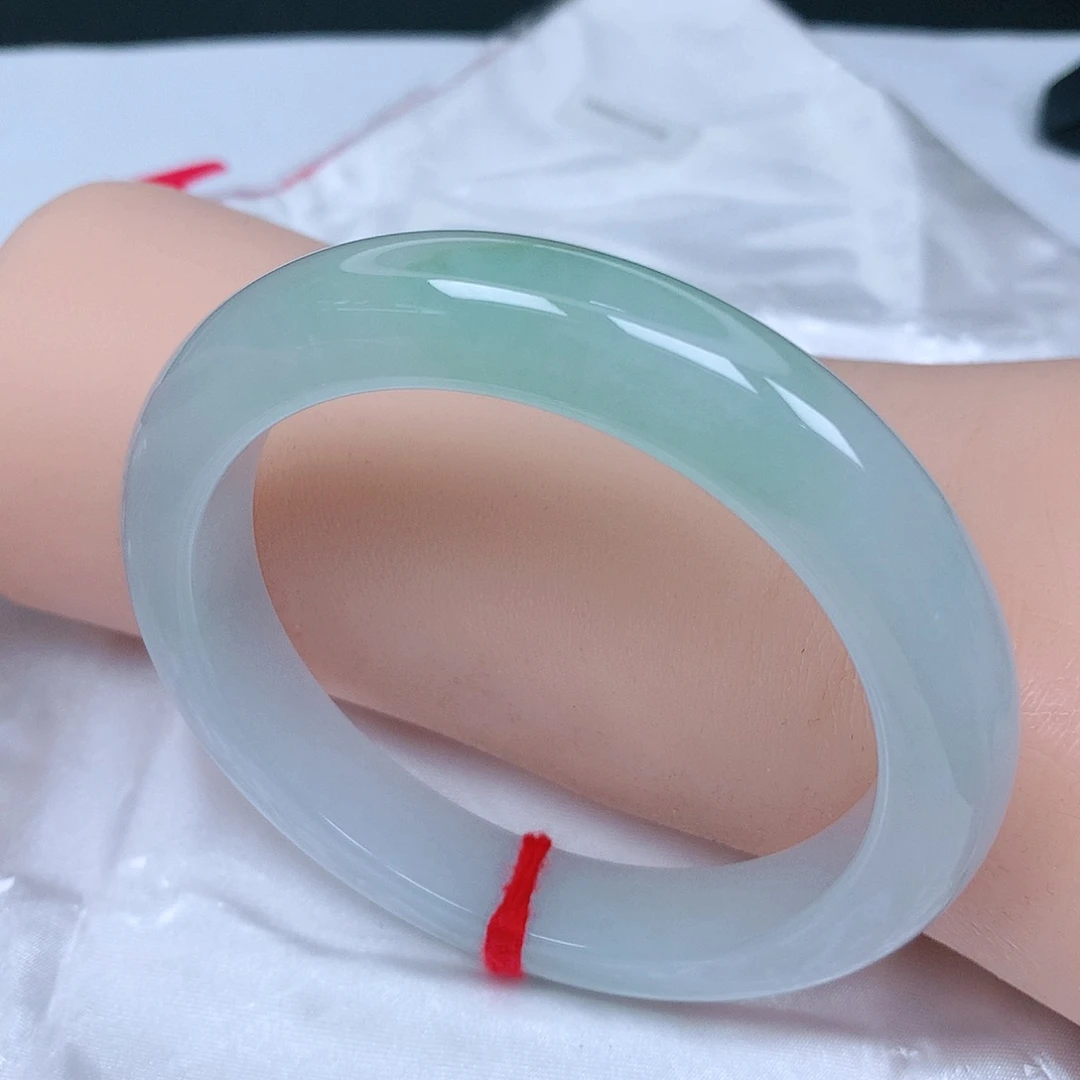 【闪购商品】翡翠手镯未镶嵌，56